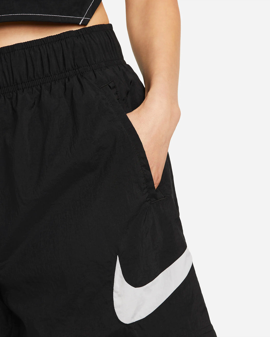 Nike Sportswear Essential Women's High-Rise Woven Shorts, W Medium, White/Black